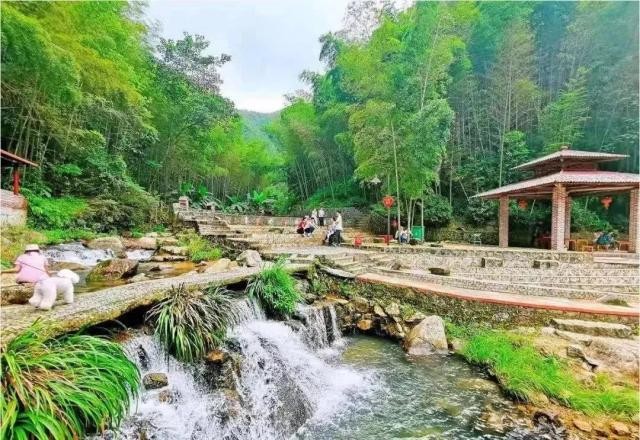 广东南昆山森林夏季SPA之旅水上乐园+山泉水泳池